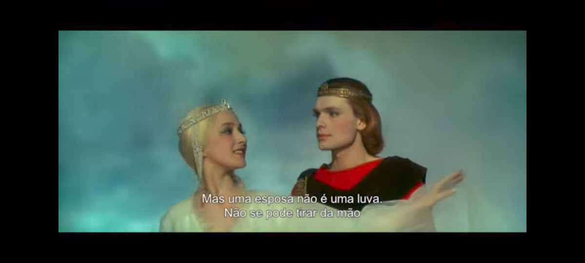 Принц хочет жениться, и его жена предупреждает, что это серьезный выбор, и говорит: «Жена - не перчатка. Ее с руки не снимешь».