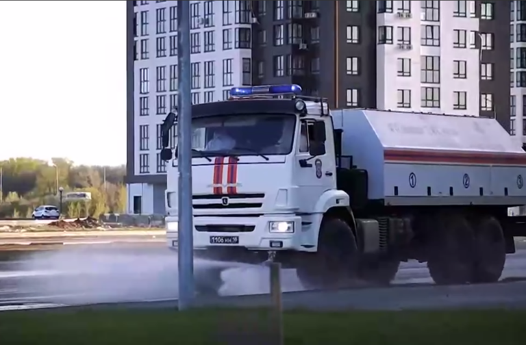    В Оренбурге в ряде территорий уже начали восстановительные работы, уборку и санобработку Белов Михаил Александрович