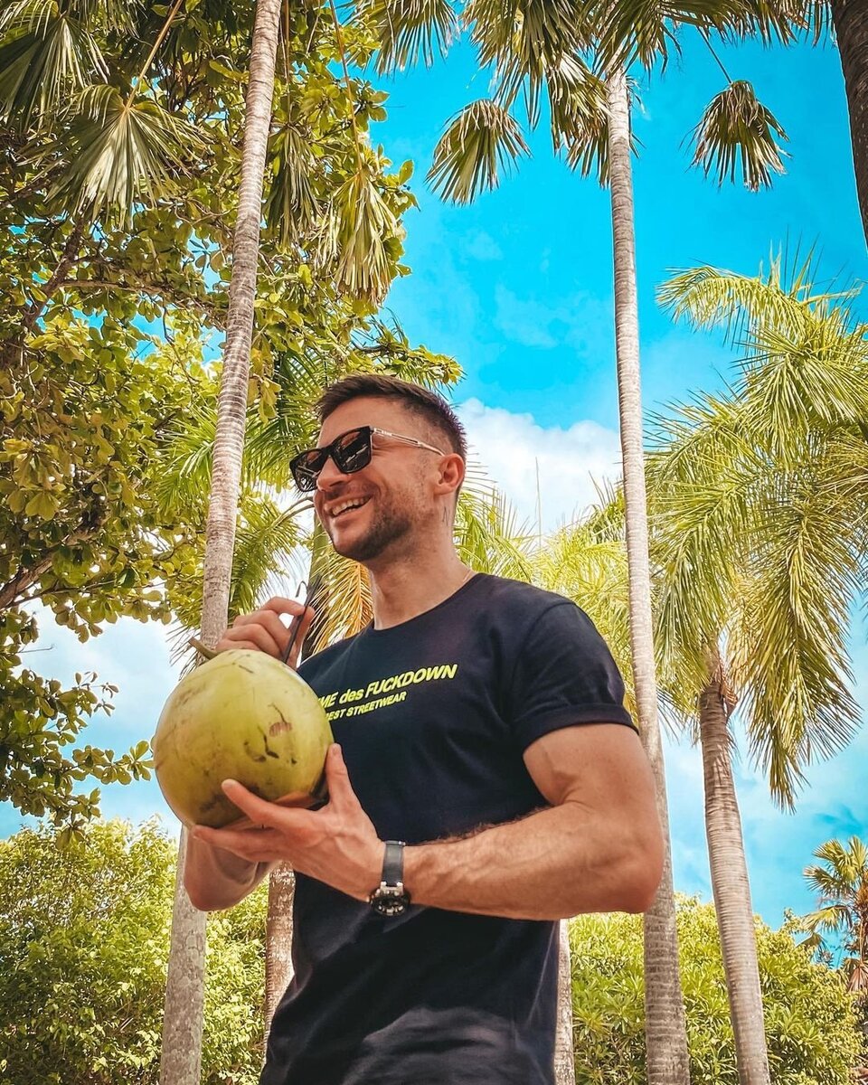    Сергей Лазарев