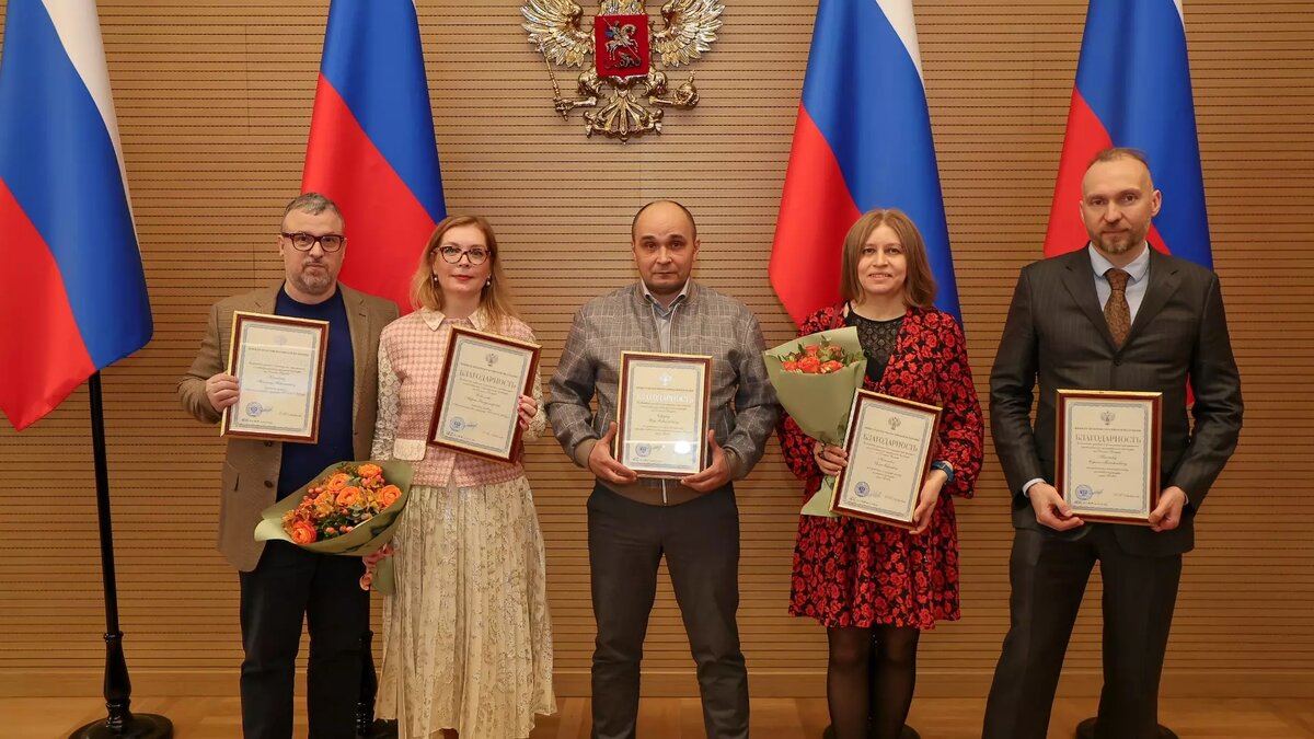 Фото: Пресс-служба Минвостокразвития РФ. Награждение.