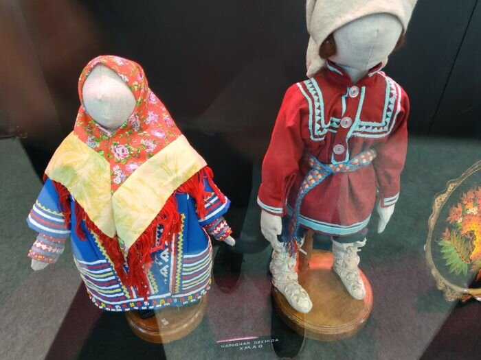    Изделия мастеров из ХМАО на выставке Иннопром. Фото: Uralweb.ru