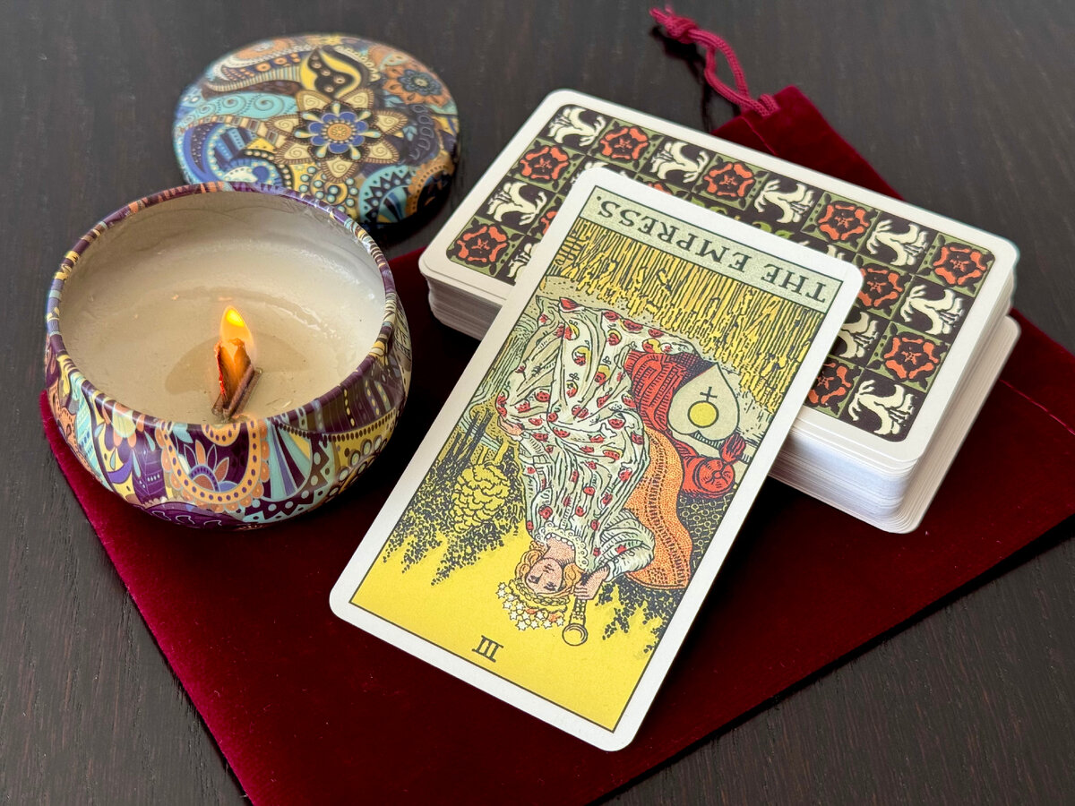 В мае Скорпионам нужно стараться избегать переохлаждений, ведь даже небольшая простуда может закончиться осложнениями.