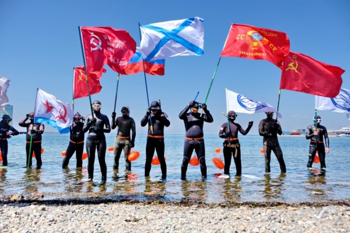    Парадный Победный заплыв во Владивостоке
