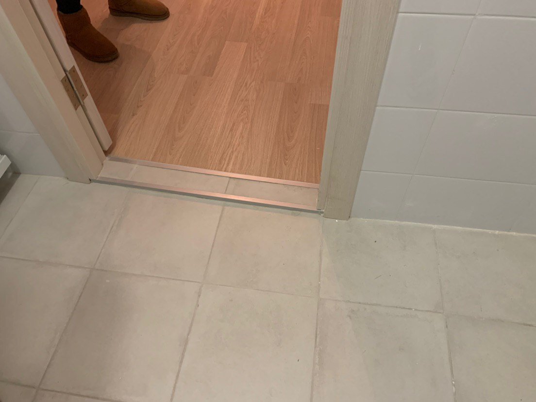 Это не стена кривая, а необычное архитектурное решение!