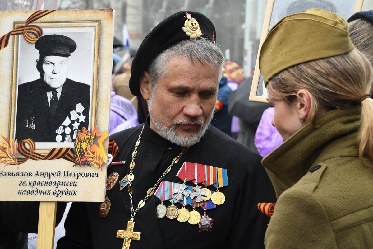 Пока в Екатеринбурге отменяют шествие святого для русских Бессмертного полка, коммерческий фестиваль решили провести. Фото: Komsomolskaya Pravda/Global Look Press