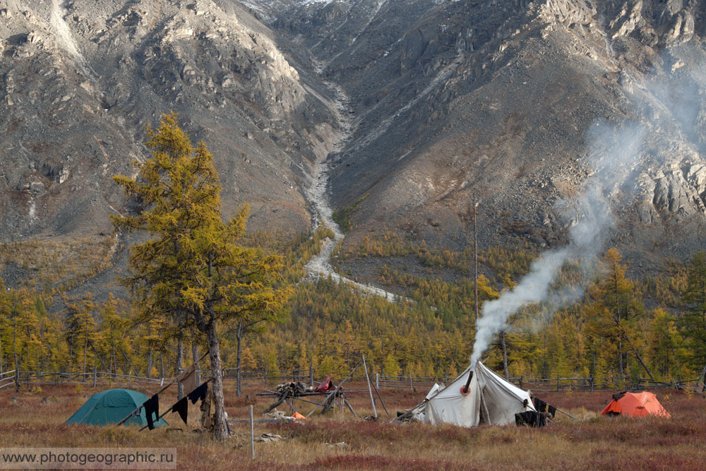 Теперь мы будем жить здесь.