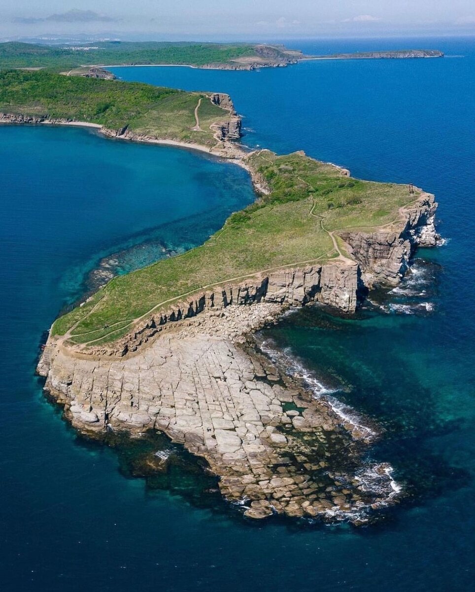 тот, что во Владивостоке