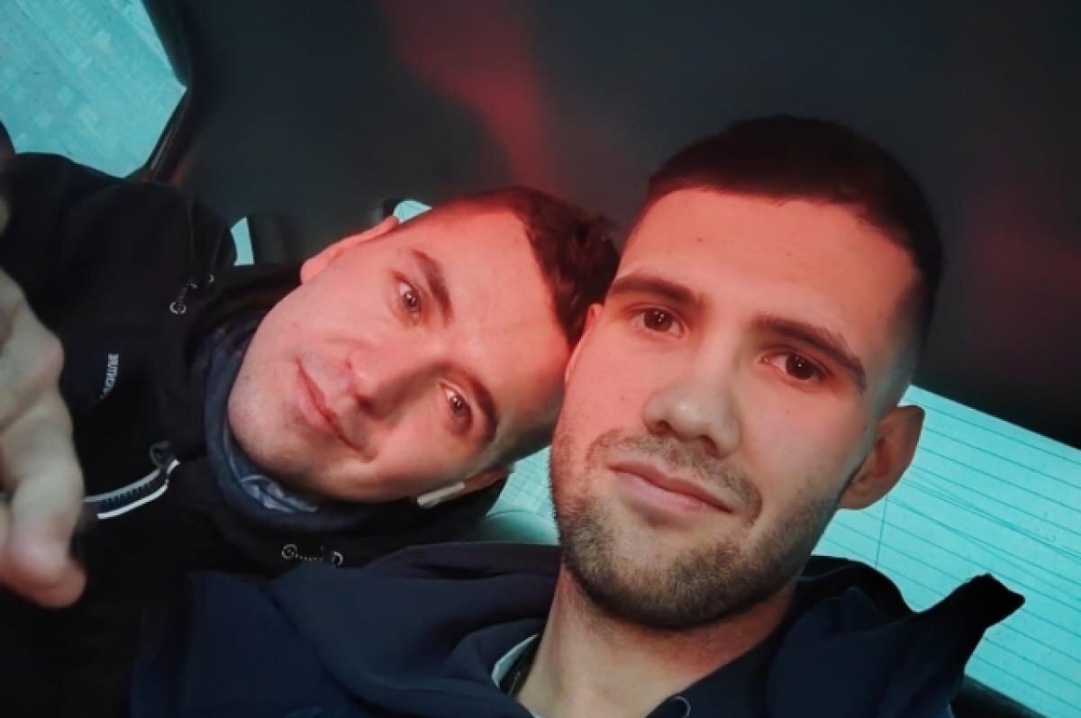    На фото Влад (слева) и Саша (справа).