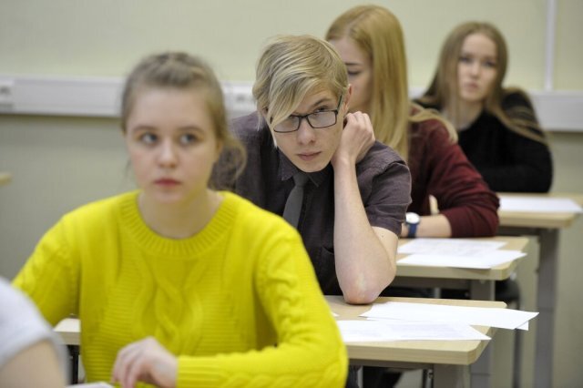    Что нужно, чтобы сдать ЕГЭ досрочно в 10 классе?
