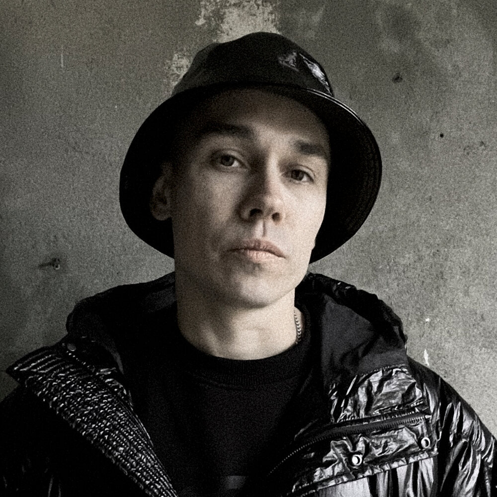 "Роща синим мраком Кроет голытьбу...Помолюсь украдкой, За твою судьбу."(с) Фото: vk.com/ant_shift