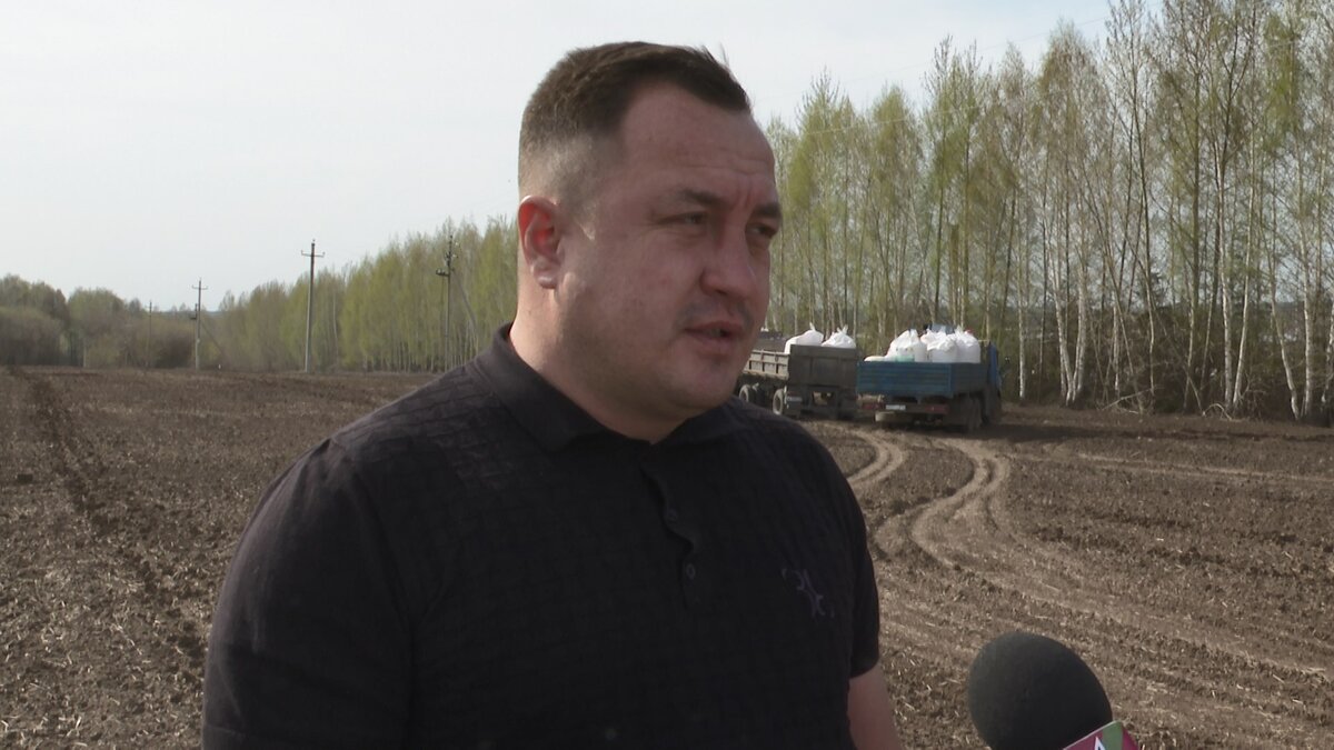 директор хозяйства "Бирюли" Ирек Ахметгалиев.