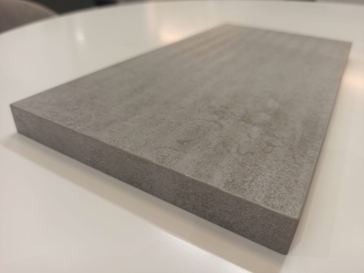 TSS Cleaf "Рига Бетон". Образец в шоуруме