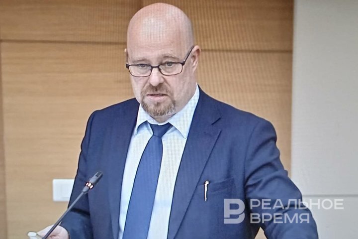 Гендиректор АО «Лазерные системы» Дмитрий Васильев сразу пошел, что называется, с козырей. Луиза Игнатьева / realnoevremya.ru