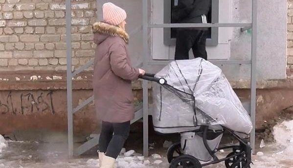     В Фурманове вынесен приговор по делу о падении наледи на коляску с ребенком