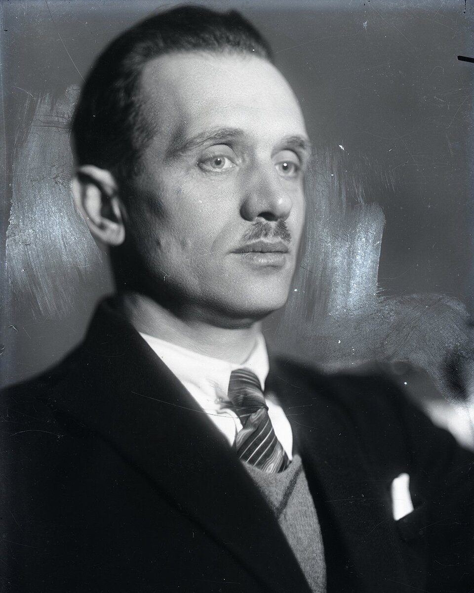 Константин Степанович Мельников