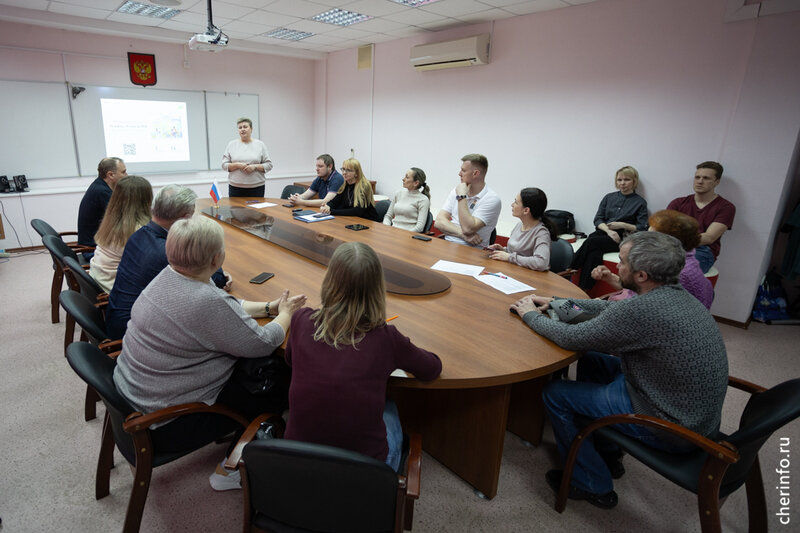    Проект благоустройства площади обсудили 22 апреля на встрече в школе № 11. Территория участвует в голосовании по федпроекту "Формирование комфортной городской среды".
