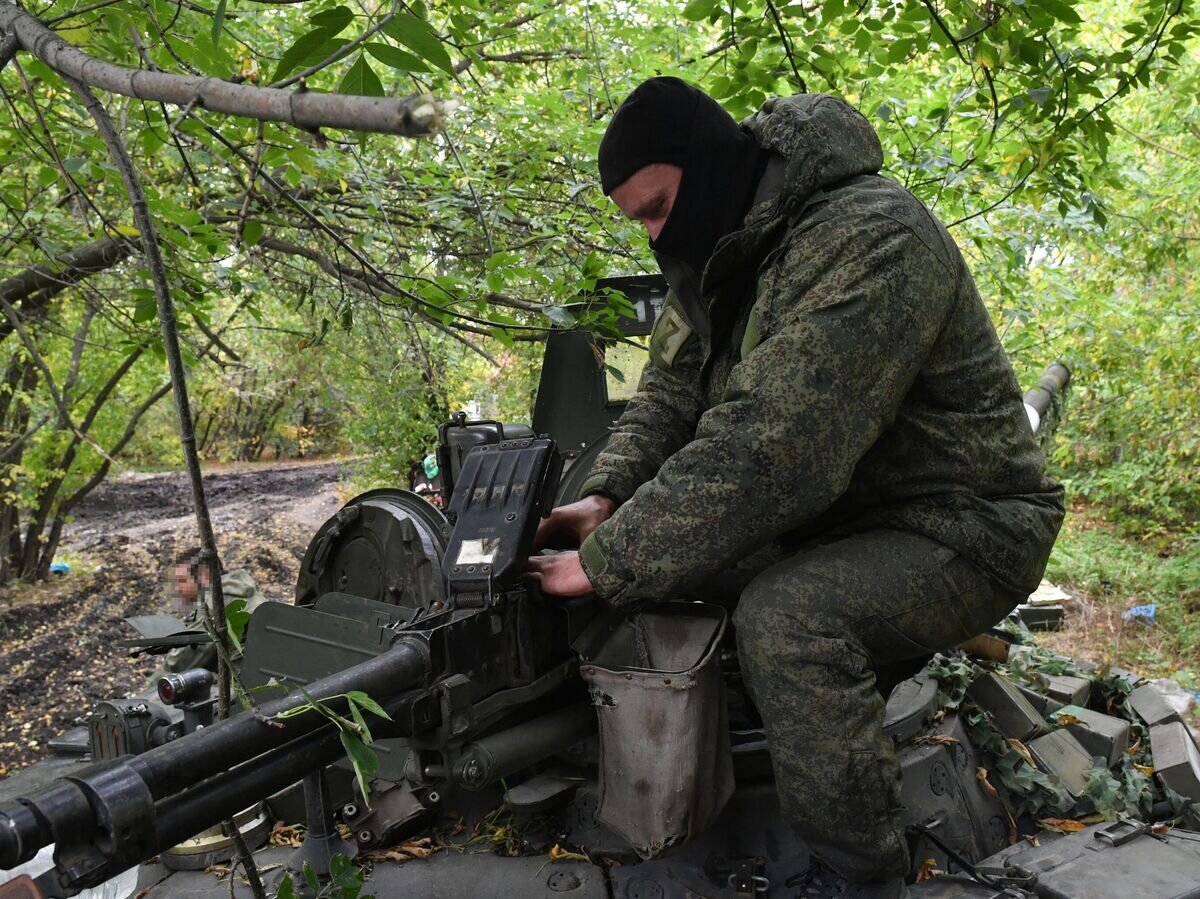    Военнослужащий РФ под Донецком© РИА Новости