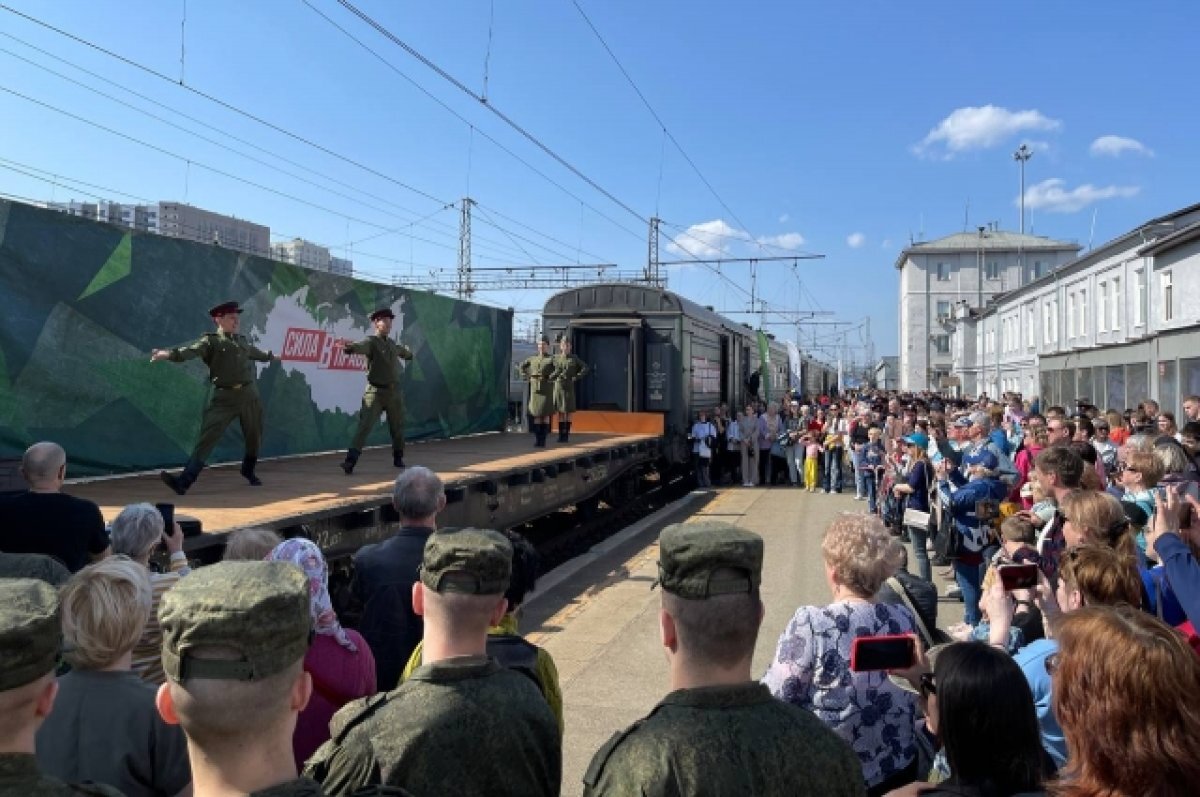    В Казань прибыл агитационный поезд Министерства обороны РФ «Сила в правде»