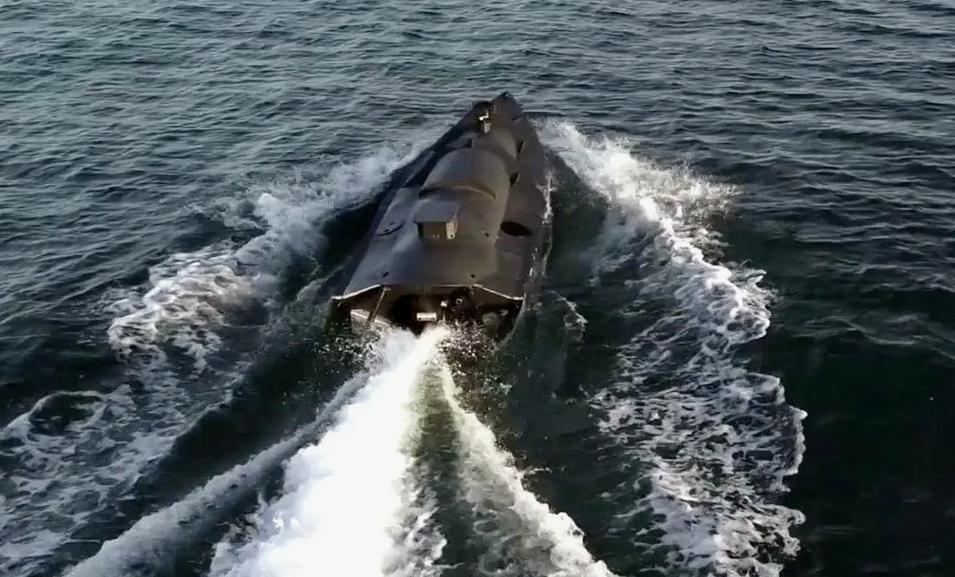 Беспилотный катер