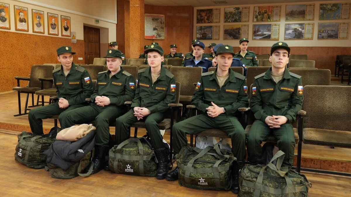    В Иванове прошла первая отправка призывников