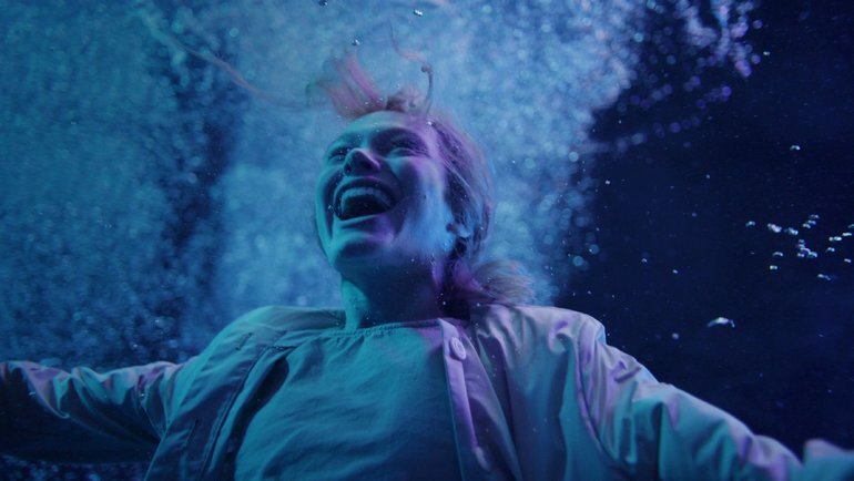    Кадр из фильма «Самая большая луна»