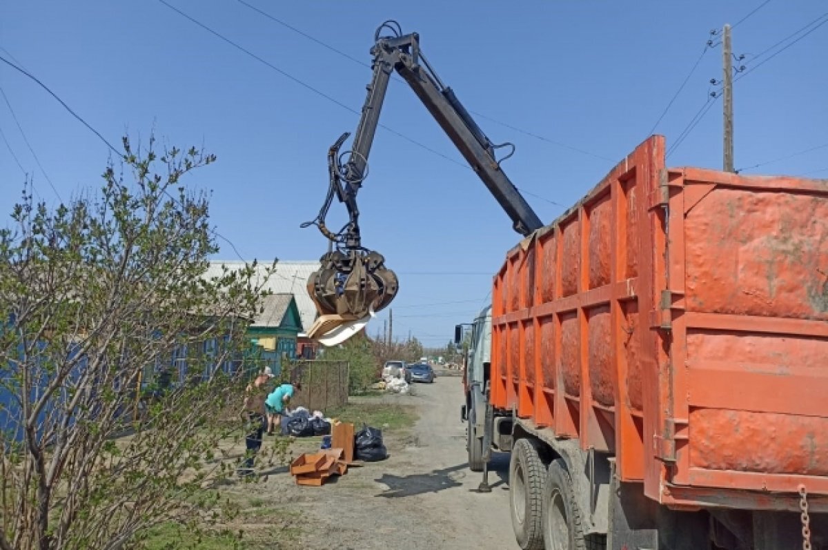 Опубликован список мест, где стоят контейнеры для сбора паводкового мусора  | АиФ–Оренбург | Дзен