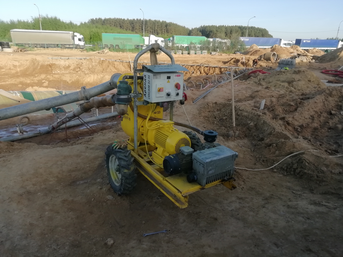 Мобильный насос для откачки воды из-под земли