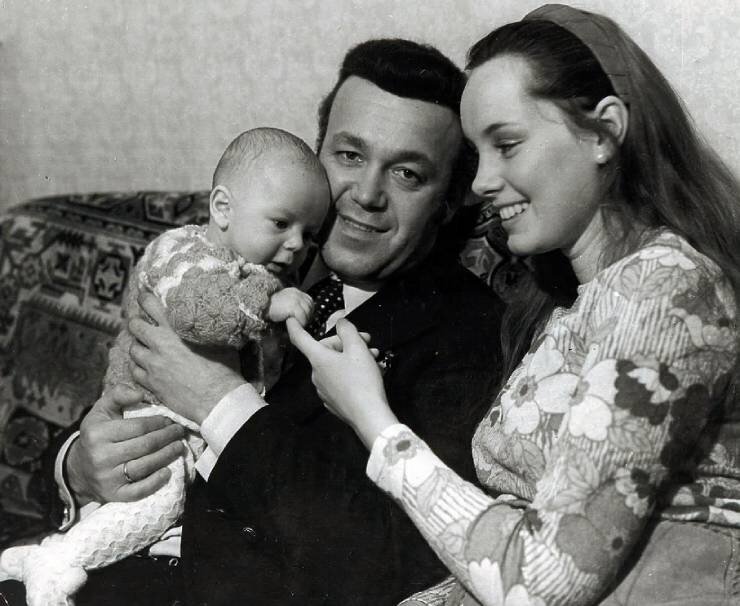 И. Кобзон с женой и сыном