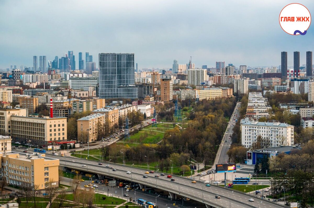 В Москве начались работы по капитальному ремонту крыш многоквартирных домов 