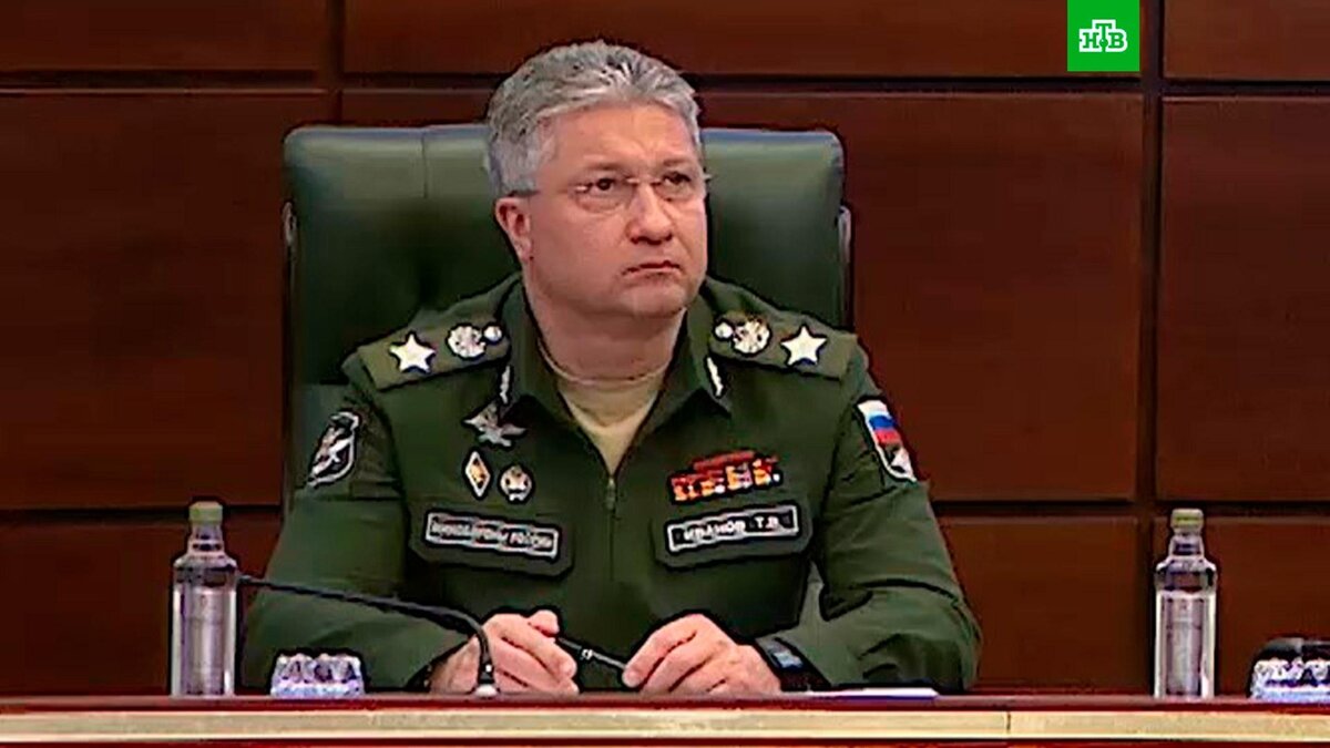    Замминистра обороны за несколько часов до задержания участвовал в заседании коллегии МО