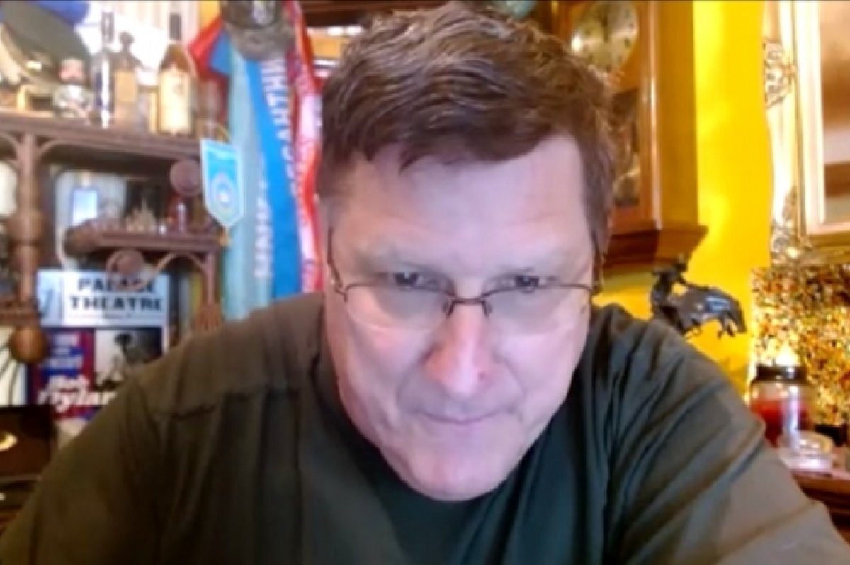    Риттер: ВС России могут сбрасывать планирующие бомбы по любым целям ВСУ