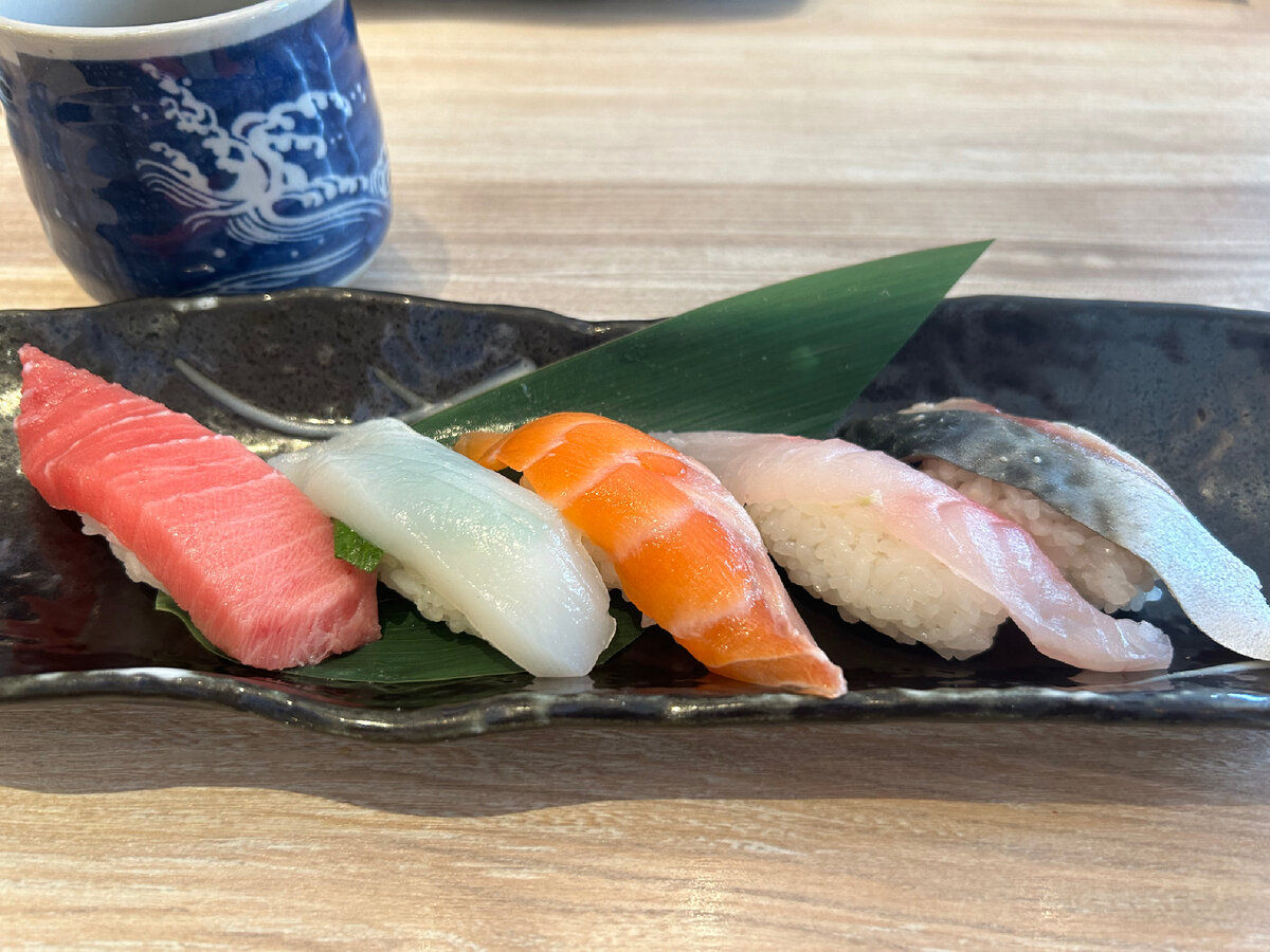 Это те самые суши, до которых мы добежали.