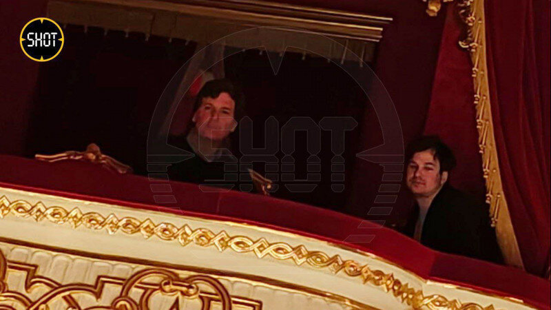     Такер Карлсон в Большом театре Shot