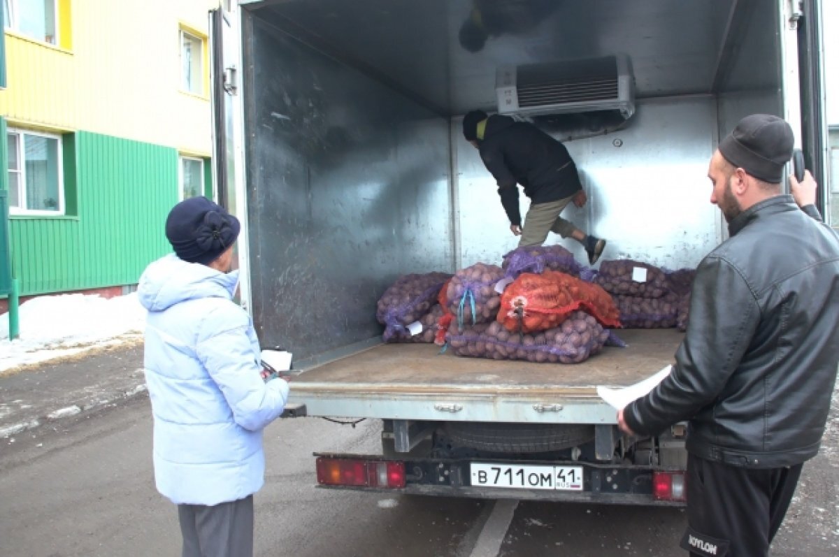    Камчатские аграрии продают пенсионерам дешевые овощи