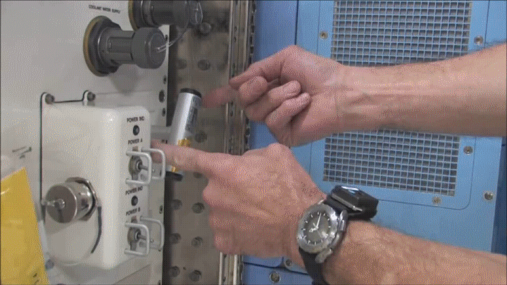 эксперимент в космосе