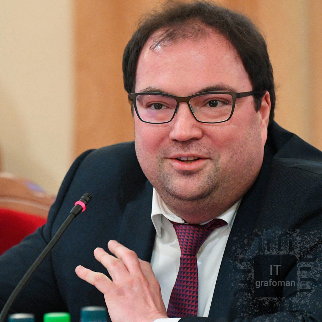  Максут Шадаев - министр цифрового развития, связи и массовых коммуникаций РФ 