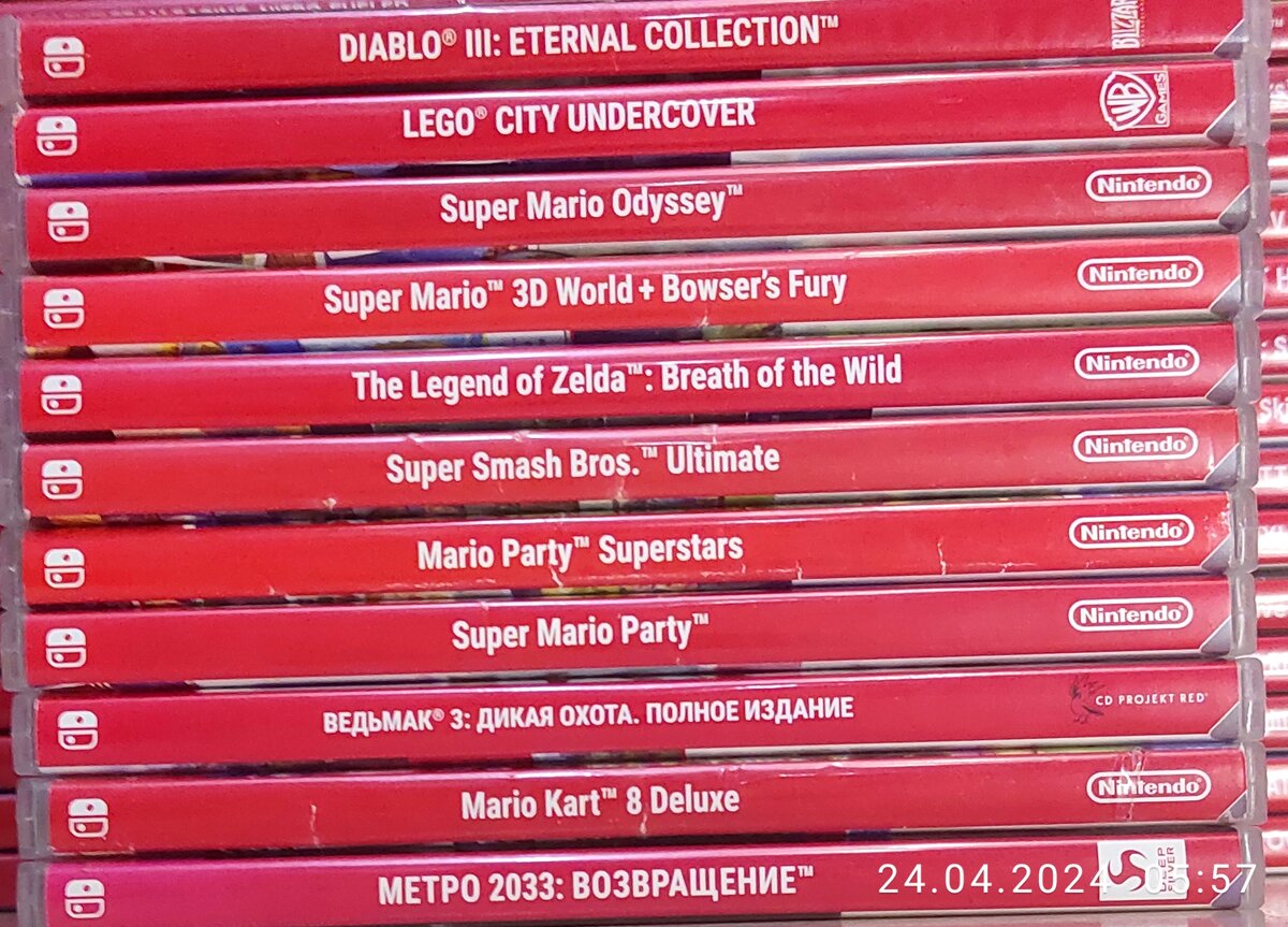 + Покажу всю коллекцию которая у меня есть на 23.04.24 , в ней на данный момент 118 игр которые я собрал за 5 лет , потом по приходу буду снимать новые пополнения когда будет набирается 10 игр .
