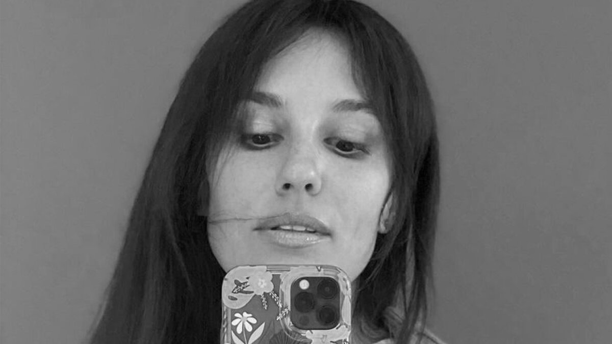 Лена Миро / Социальные сети