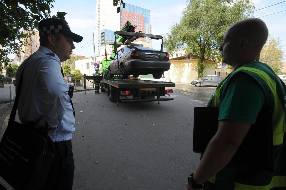 Юрист рассказал, что делать, если ваше парковочное место заняли | Авто ...