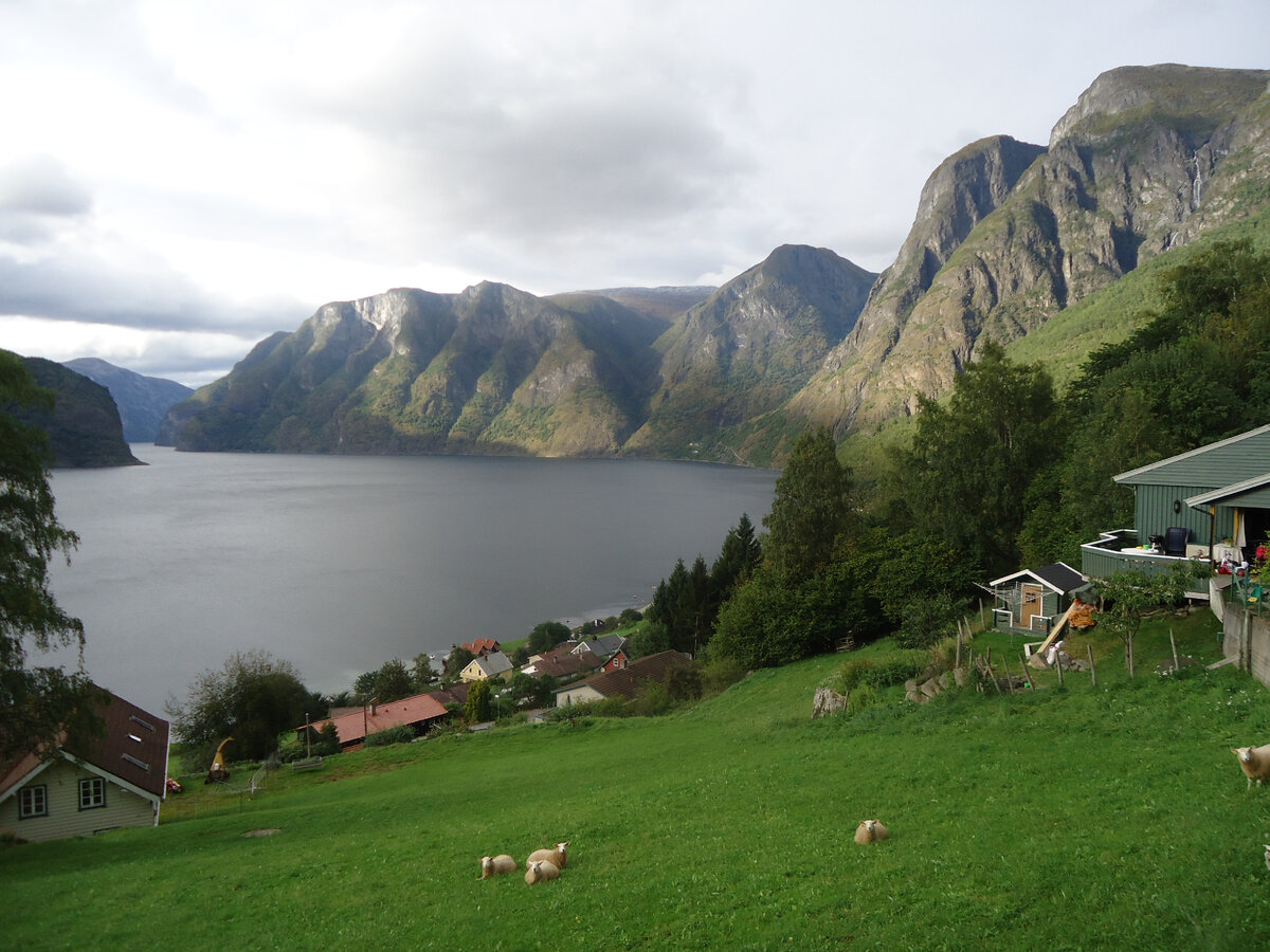 Типичный норвежский пейзаж.