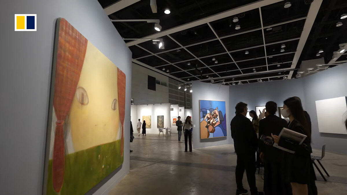 Иллюстрация кадр из видео Highlights from Art Basel Hong Kong 2024. Канал South China Morning Post