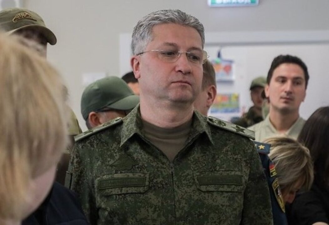    Песков: надо ориентироваться на официальную информацию по делу Тимура Иванова