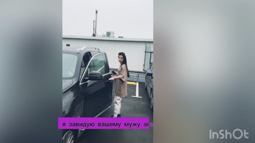 «У меня муж прокурор города!» Дерзкая автоледи на БМВ паркуется, как хочет во Владивостоке. Видео: Новости Владивостока