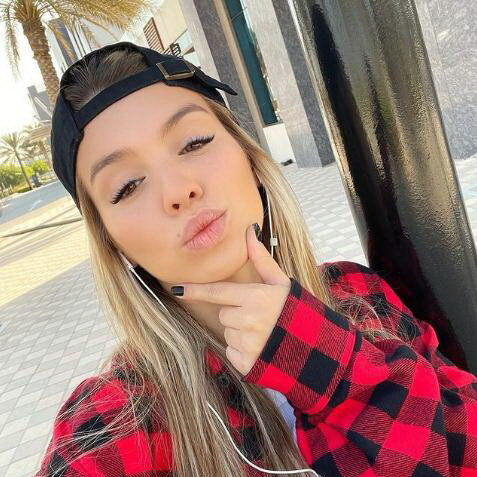     Люся Чеботина назвала своим главным наставником Филиппа Киркорова