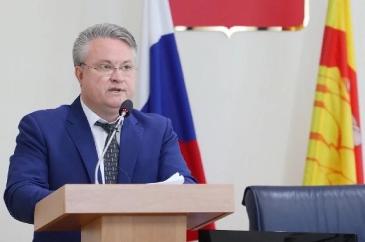    Мэр Воронежа выступил перед депутатами с отчетом о работе администрации