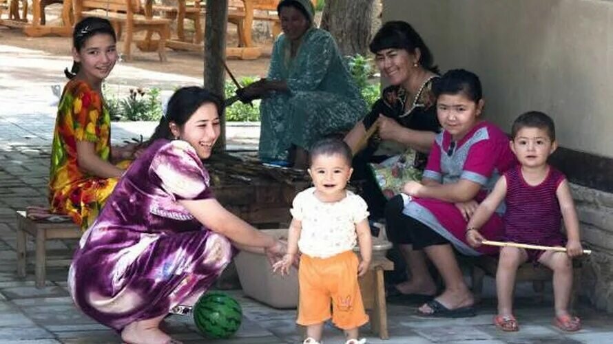 Таджикская семья