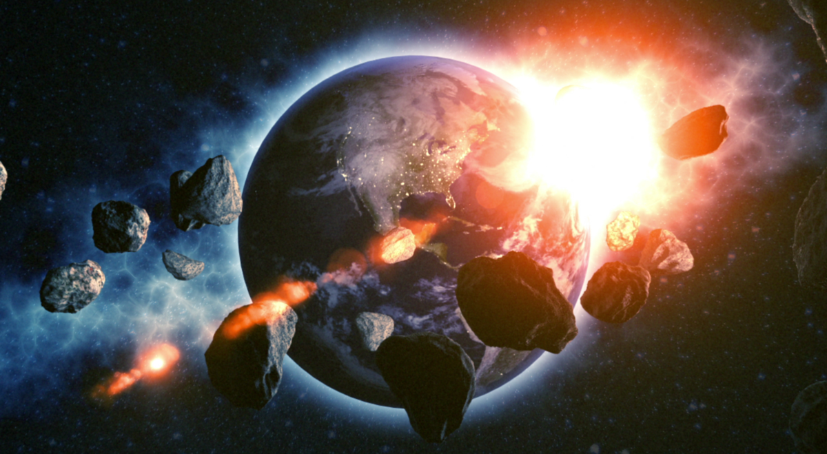 Астероиды: угроза или защита для Земли? Астероиды, остатки от формирования Солнечной системы, представляют собой потенциальную угрозу для Земли.-2