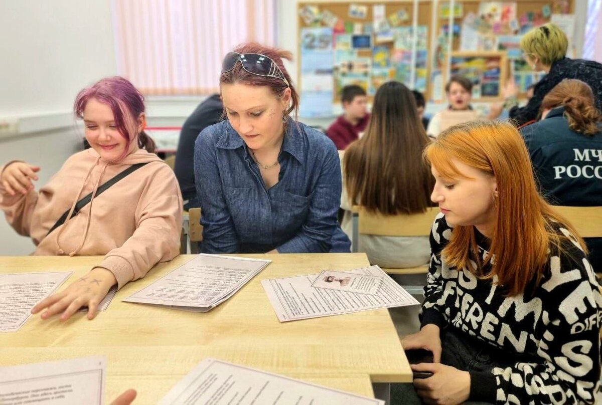 Памятные композиции ко Дню Победы создадут ребята в семейном центре  «Преображение» в САО | Наталья Шуплецова | Дзен