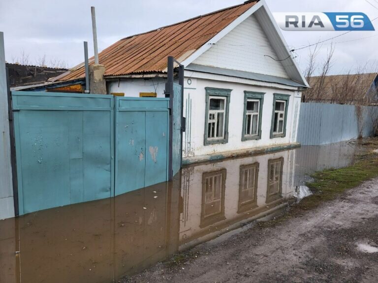    В Оренбуржье обследовано более 3,5 тысяч жилых домов, которые были подтоплены Белов Михаил Александрович