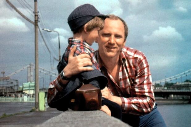 Валерий Баринов вынужден был один воспитывать шестилетнего Егора.